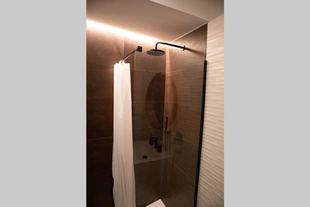 Nuovo In Zona Navigli Apartment Милано Екстериор снимка